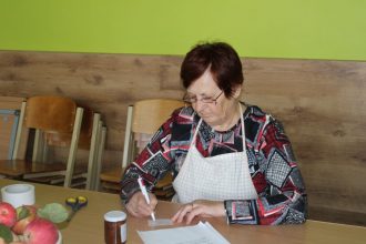 Turpinās projekta „Brīvprātīgā darba veicināšana senioru dzīves kvalitātes paaugstināšanai” īstenošana
